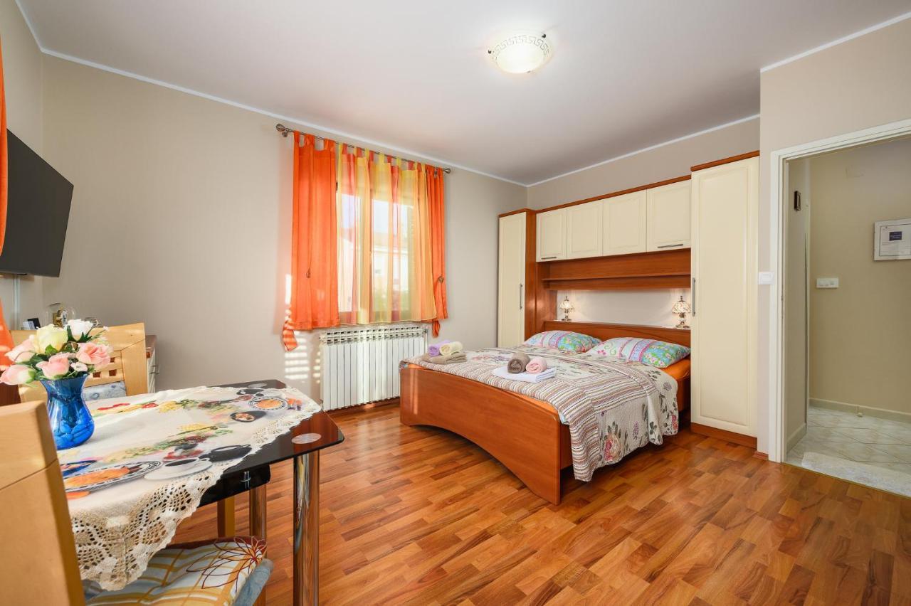 דירות פורץ House Alma מראה חיצוני תמונה